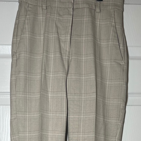 Women’s H&M Slacks - Picture 1 of 3